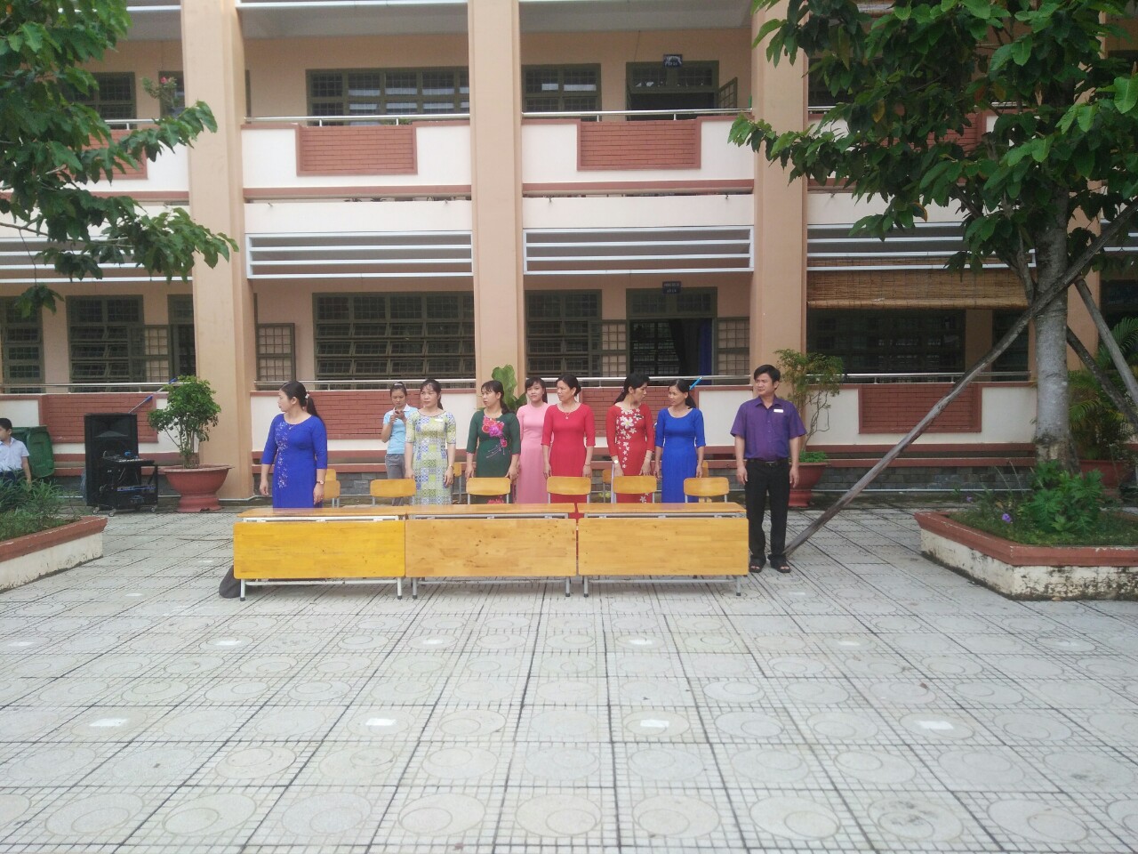 04906defd155360b6f44