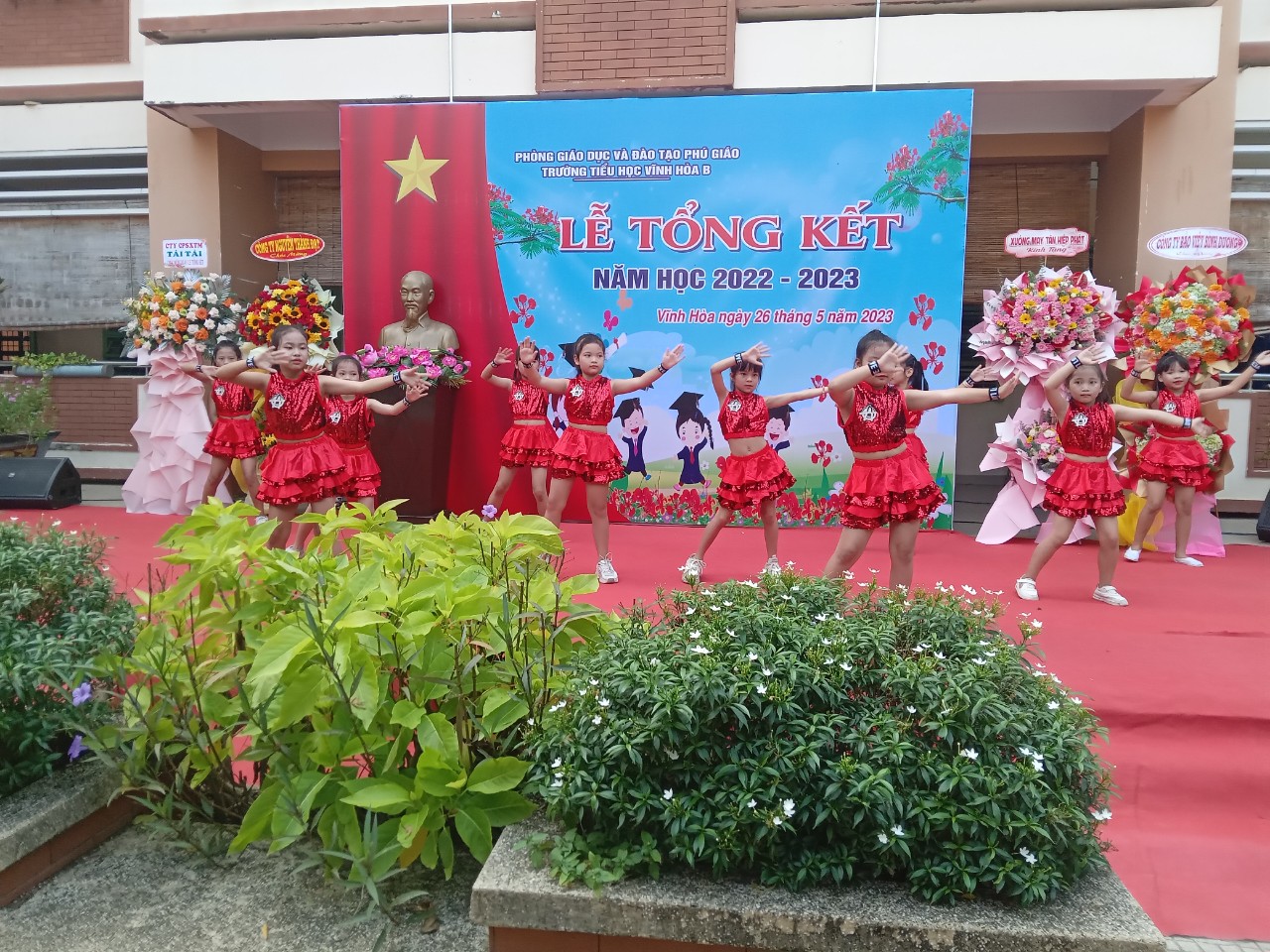 z4419763810375_67da8781fd9ad3e5bf2cf86a3a3477af