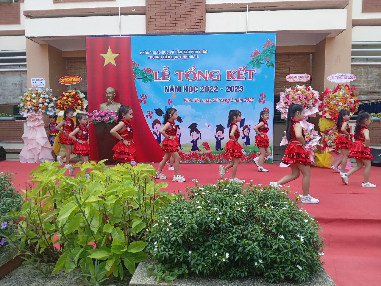 z4419763934773_a4c514e8d5378af68c7537798761271a