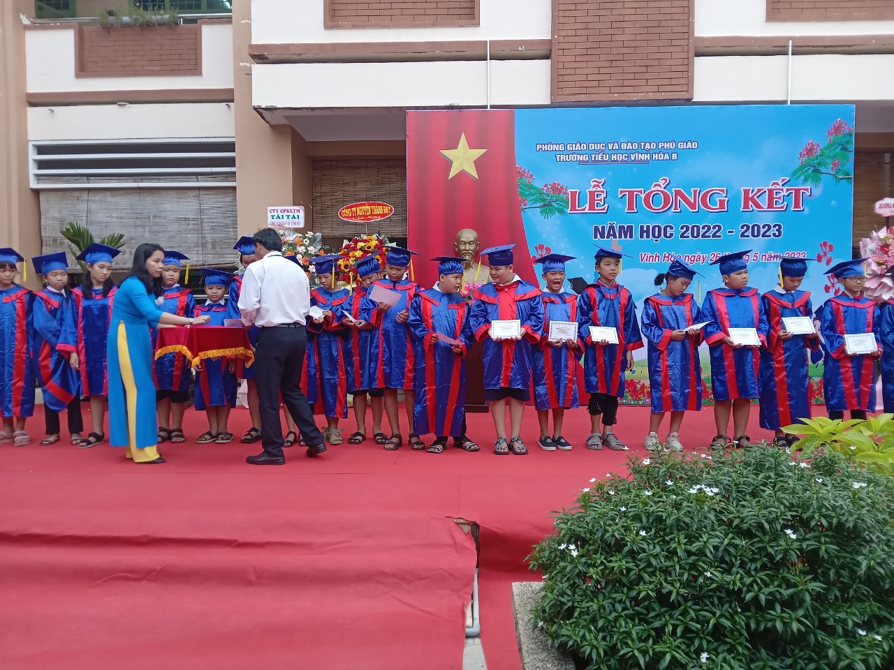 z4419764210344_12032e50dbae32dc133bc5a0fd203217