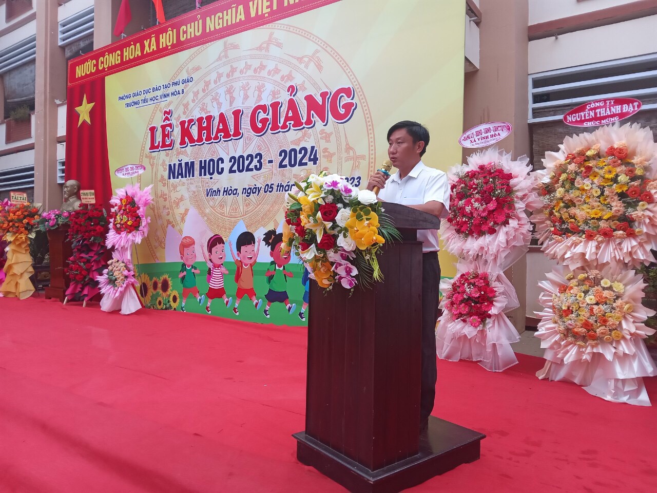 z4665412231110_3f6bd1221068a2e50c915a3e768d8629