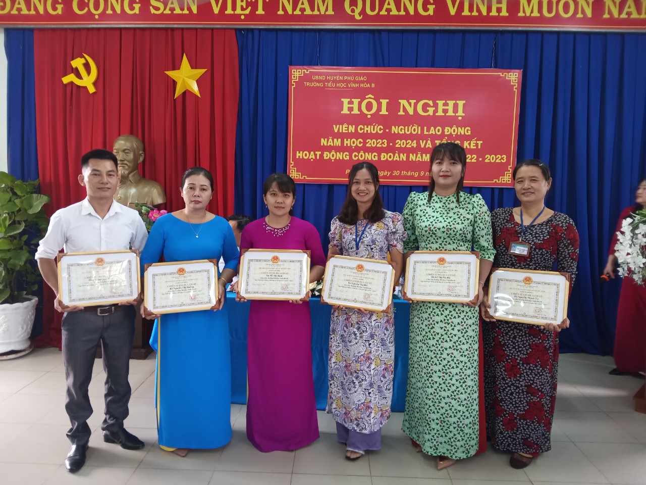 z4742416618662_85d8431001afd462d3b1154535dcb20a