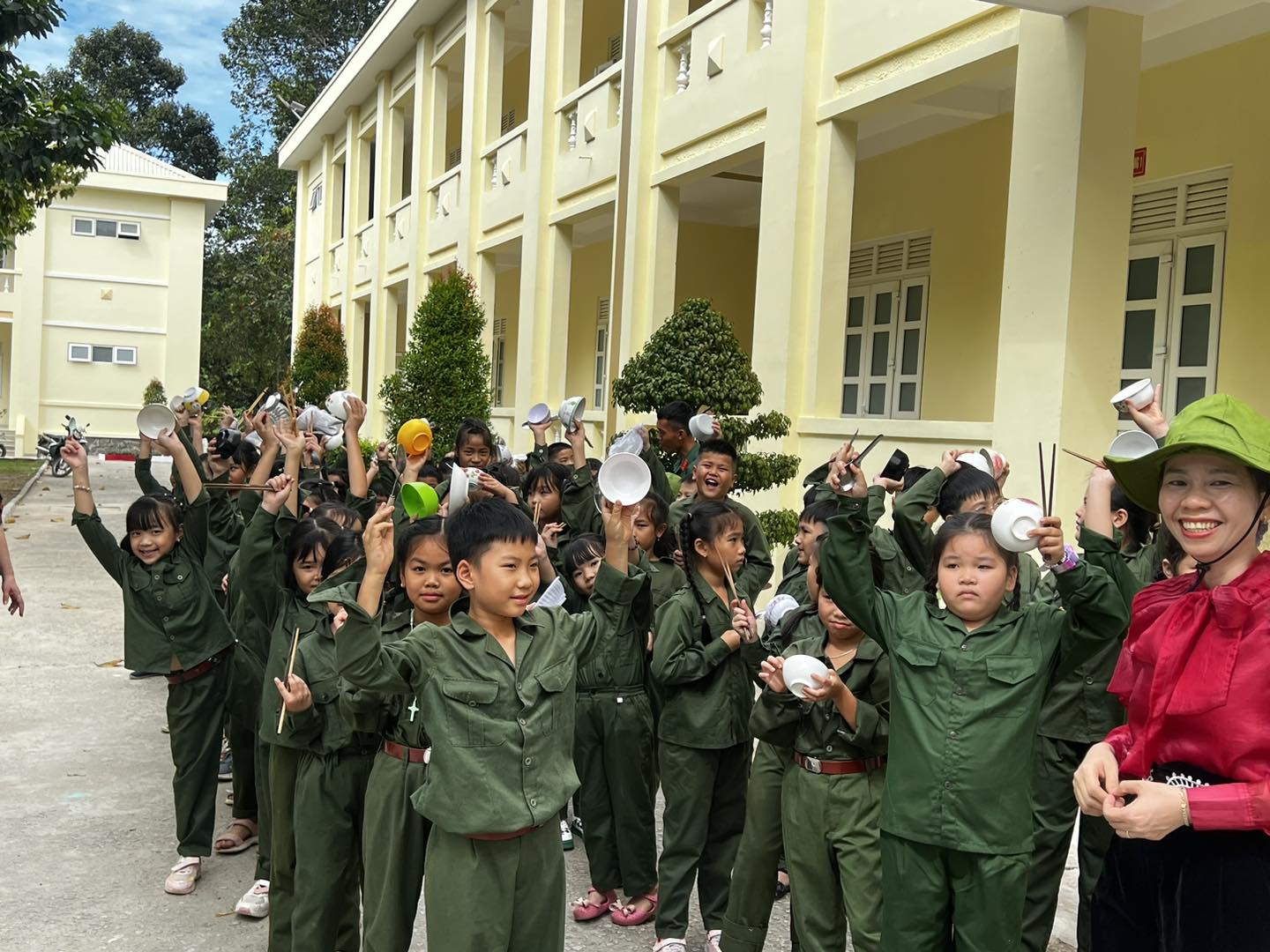 411687008_338116422440888_7039583267143906644_n