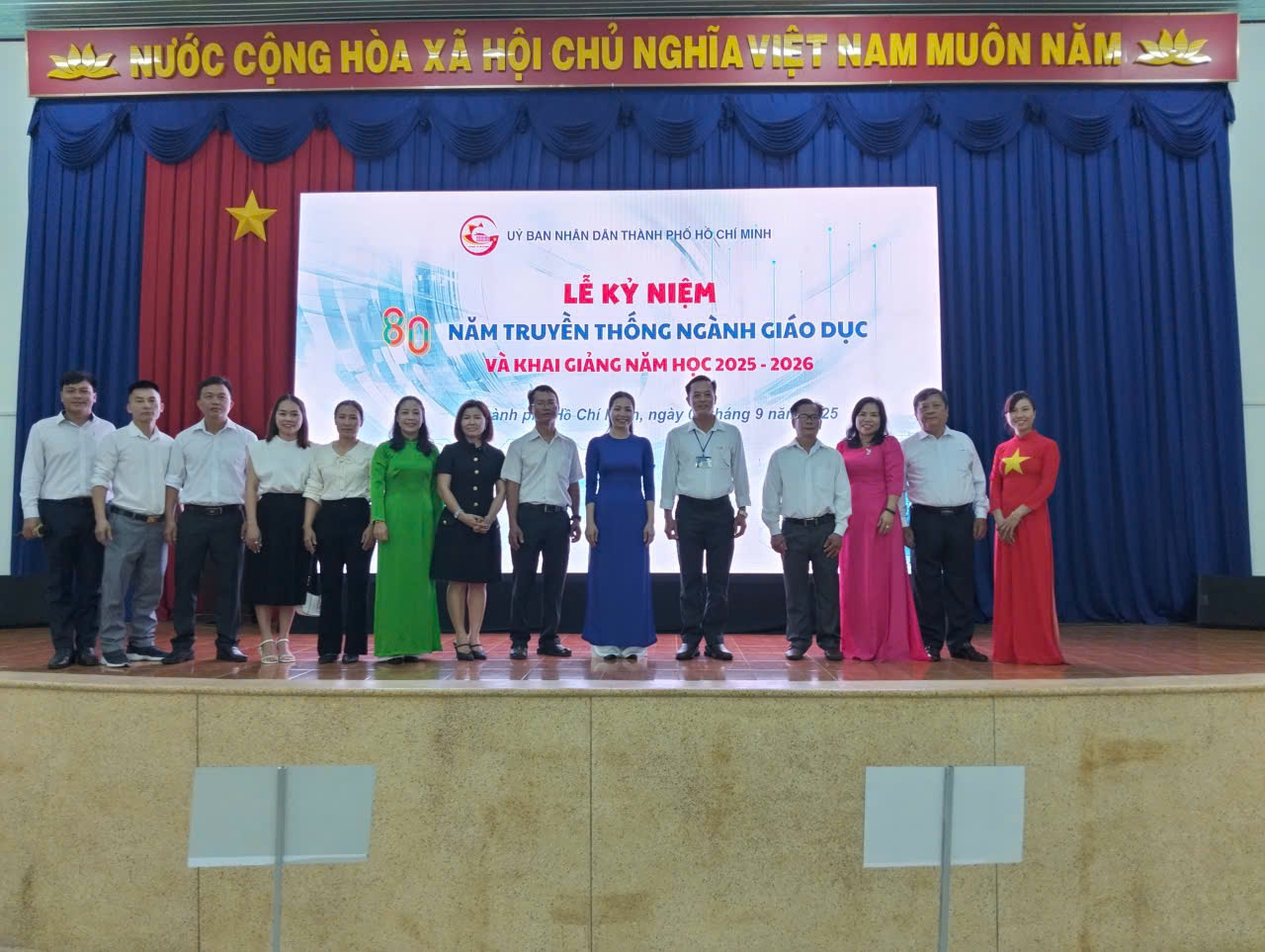 z7045066807031_1b4f276855798e2b34693b0b5b9eb50d